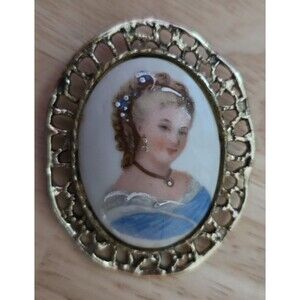 Antique Vintage Limoges Brooch France Hand-painted Cameo Portrait Porcelain